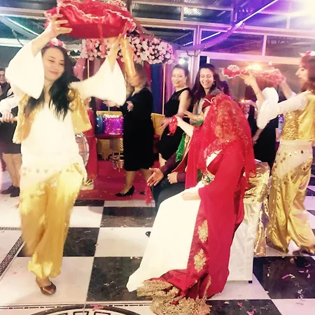 Hotel Linda Star Palace