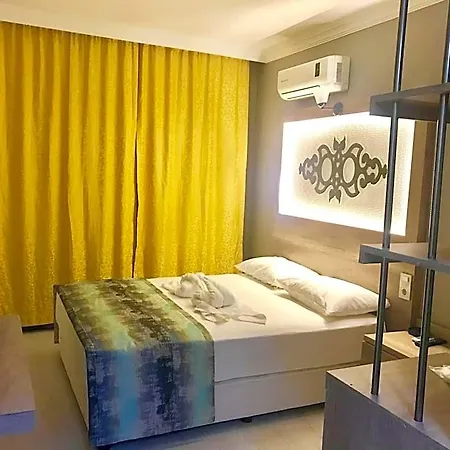 Linda Star Palace 2*