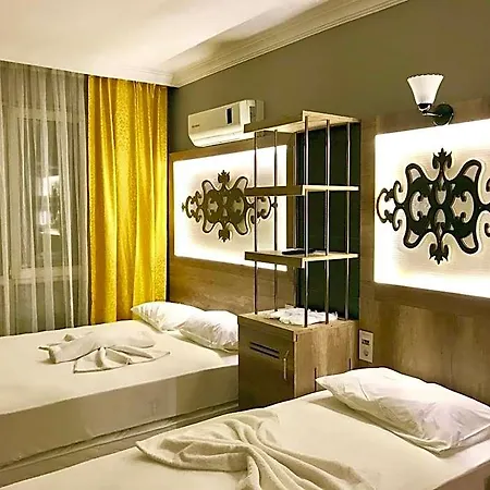 Linda Star Palace