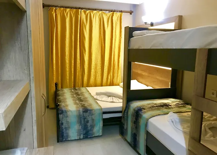 Linda Star Palace Hotel 2*