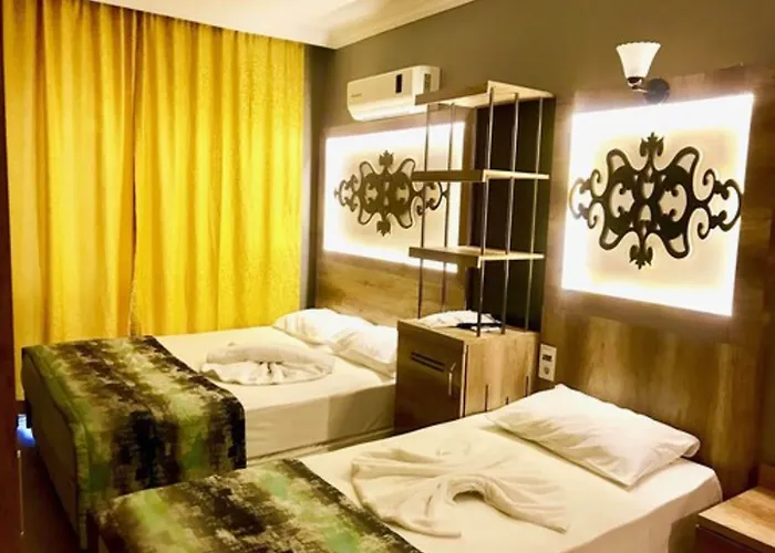 Linda Star Palace 2*