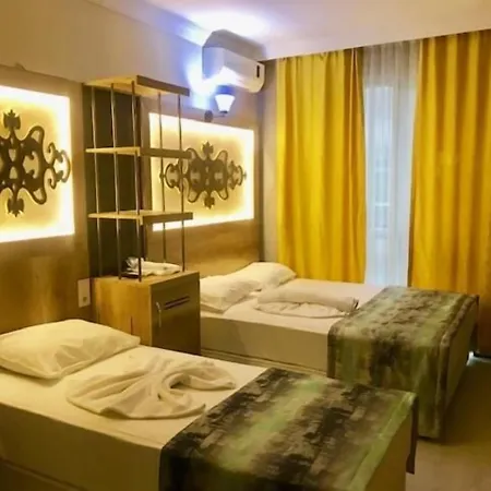 מלון Linda Star Palace