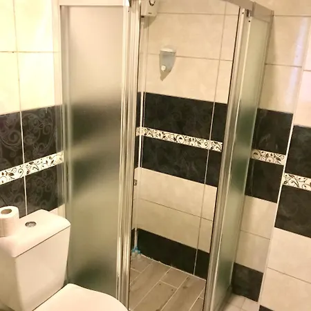 מלון Linda Star Palace 2*