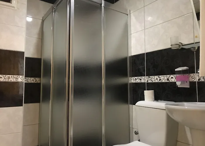 Linda Star Palace מלון