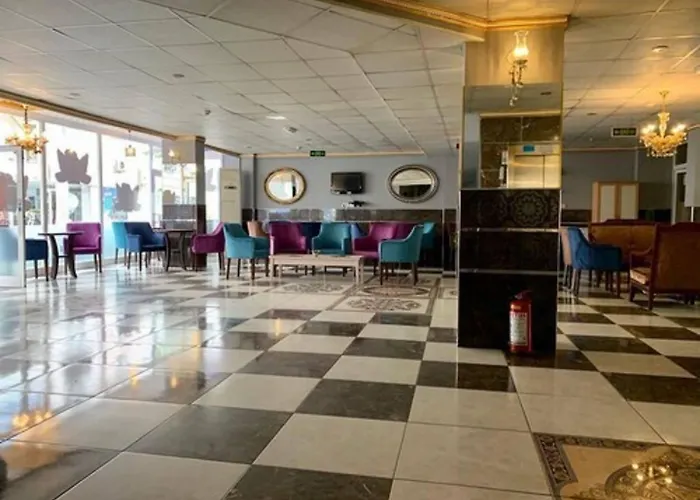 Linda Star Palace מלון 2*
